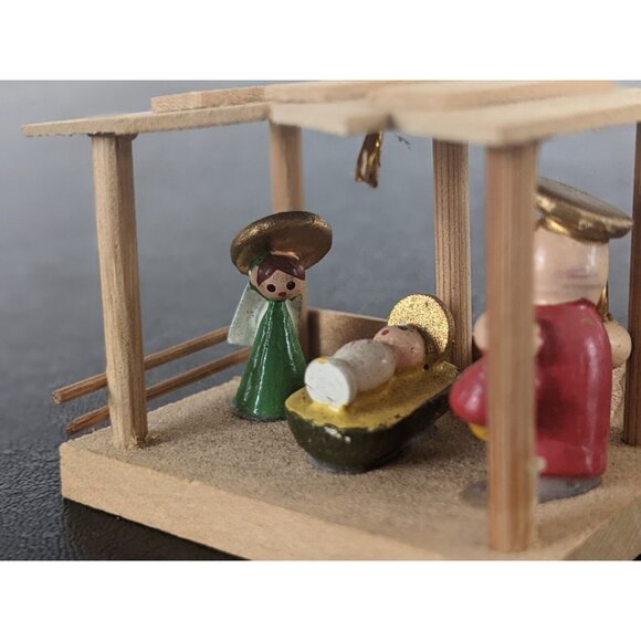 Vintage Wooden Nativity Ornament Baby Jesus Mary Joseph Angel Christmas - Picture 7 of 9
